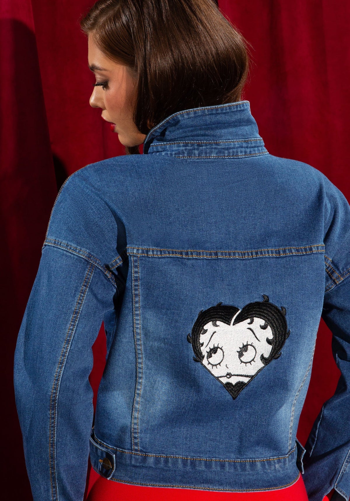 Betty Boop Sweetheart Jean Jacket Medium Blue - bebe